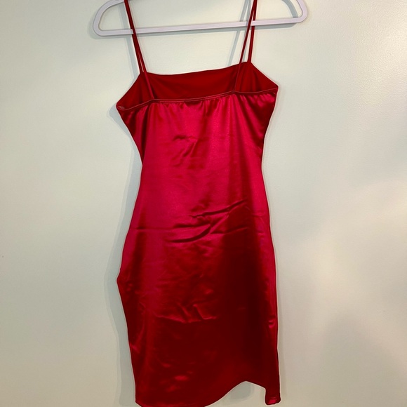 Windsor Wrapped in Satin Mini Dress NWOT - Picture 3 of 8